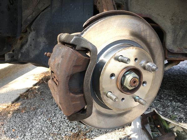 Repairing brakes on a 1988 Acura Legend